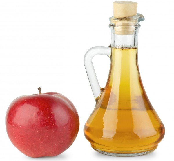 vinagre-de-maça-para-contrair-os-poros-600x557