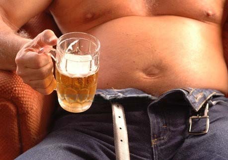 Cerveja-engorda-e-da-barriga