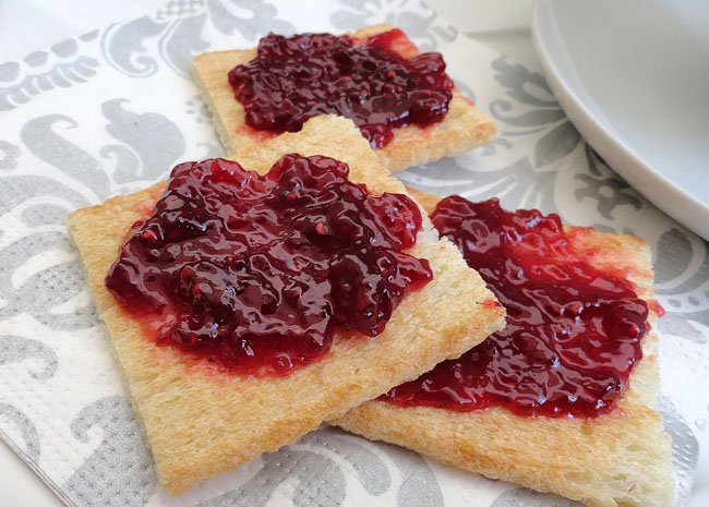 Torrada-com-Geleia-de-Frutas-Vermelhas-Café-da-Tarde-Silvia-Oliveira-Matraqueando-3